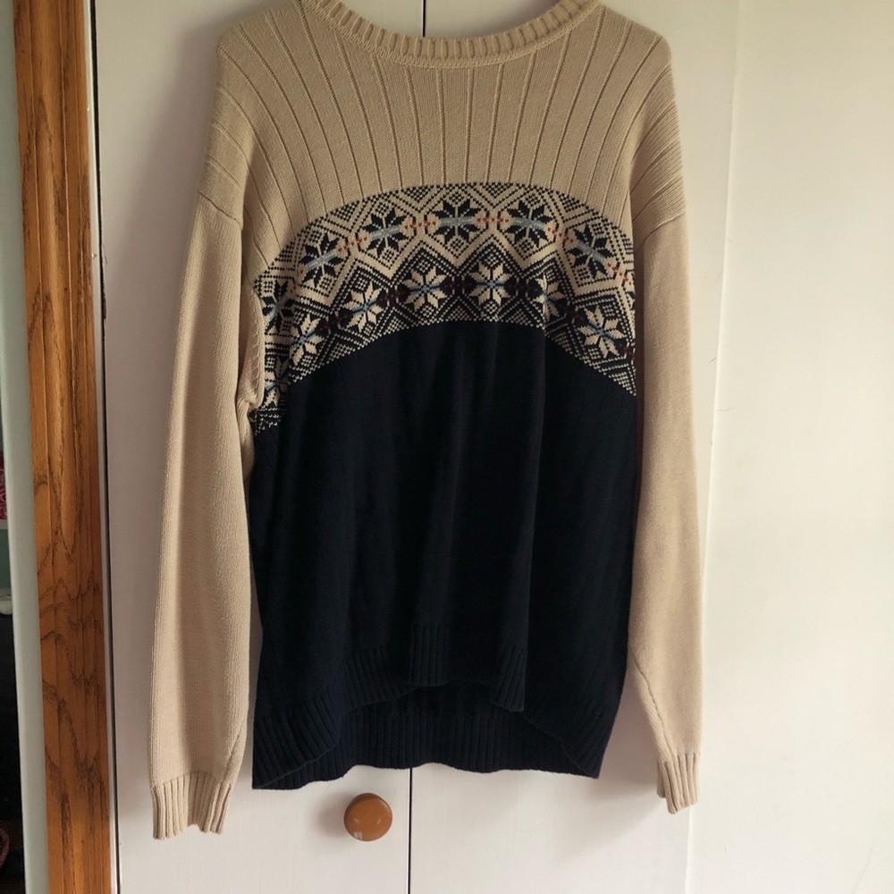 Men's Fair Isle Style Sweater